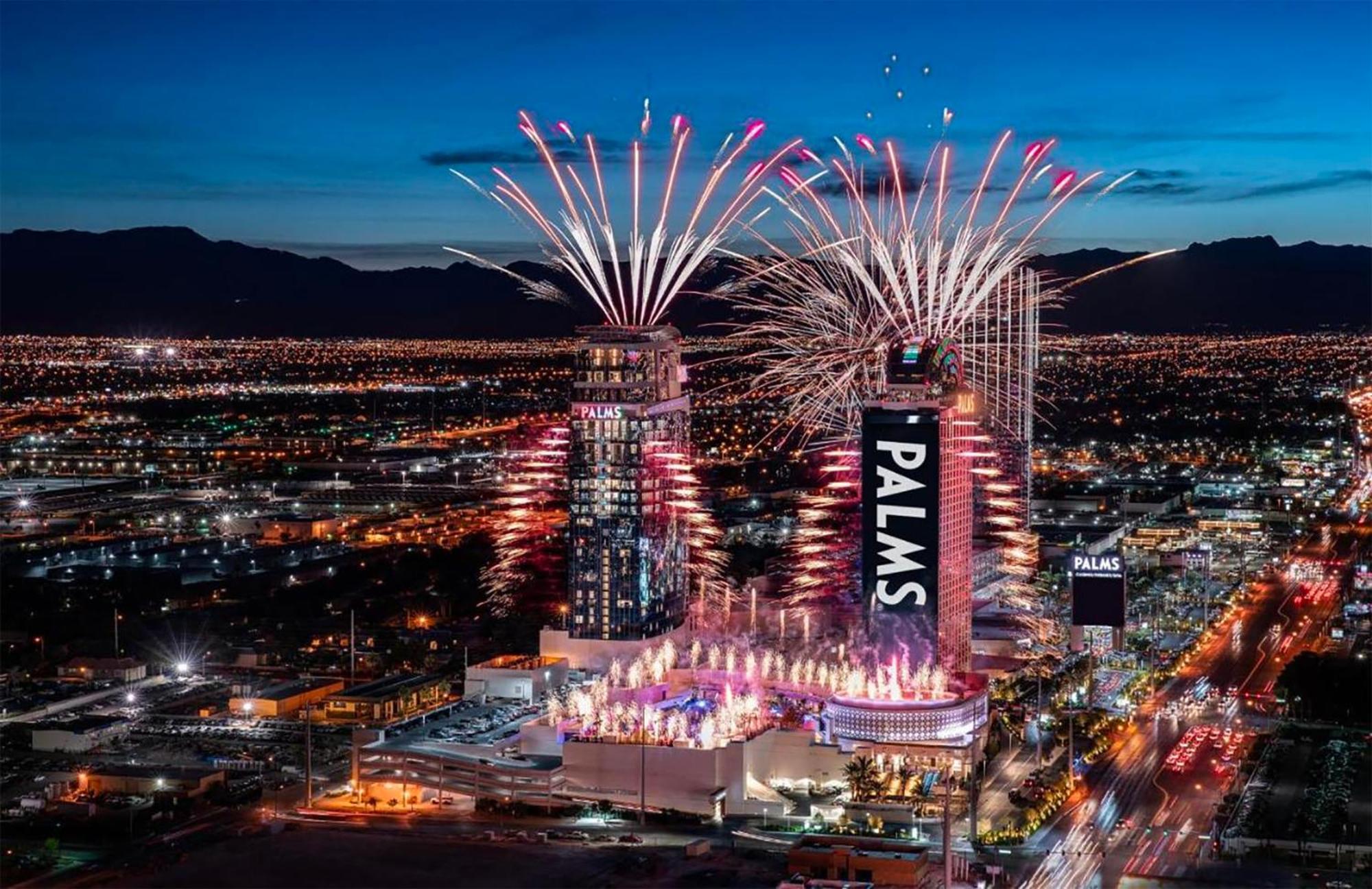 Palms Place Stripview With Open Balcony -23 Apartahotel *